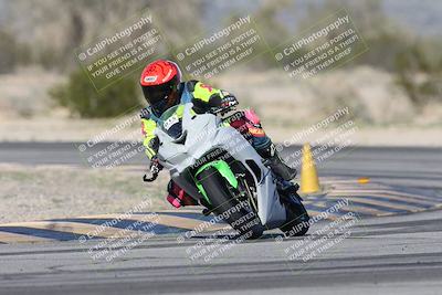 media/Jan-15-2026-Racers Edge (Thu) [[dfebeb70ab]]/3-B Group/Session 4 (Turn 5)/